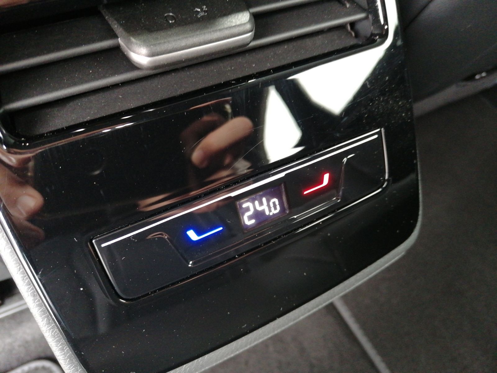 ID.7 Tourer Pro KAMERA+AHK+HEAD-UP+MATRIX