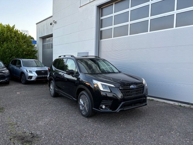 Subaru Forester 2.0ie EDIT.  BLACK PLATINUM