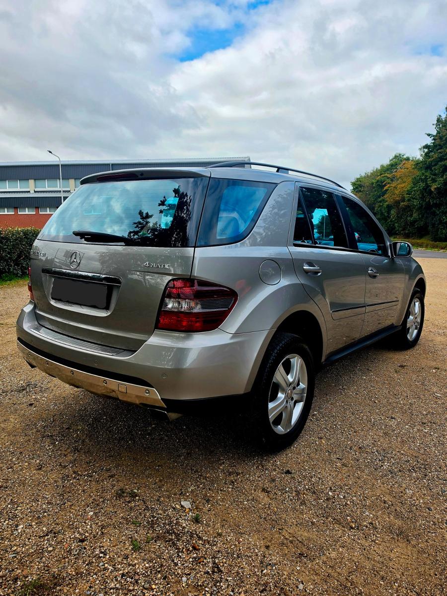 Mercedes-Benz ML 280