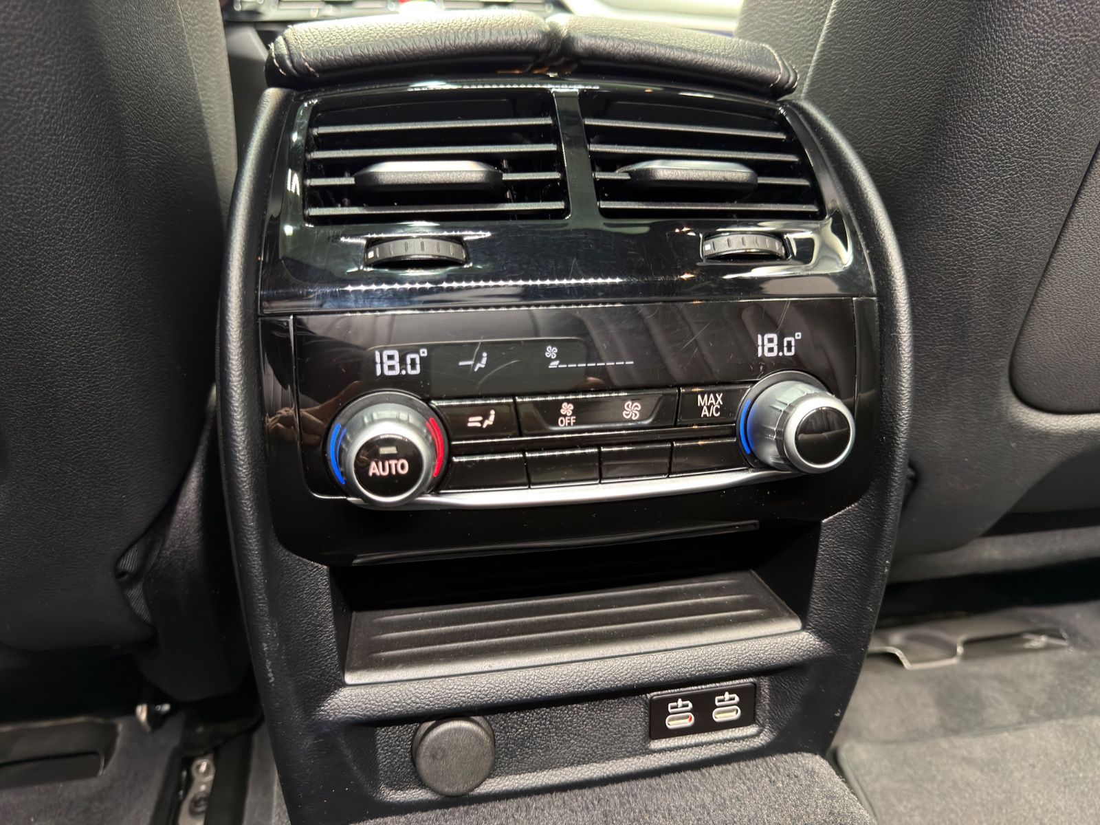 Fahrzeugabbildung BMW 540d xDrive M Sport|LASER|PANO|20"|AHK|ACC|VOLL