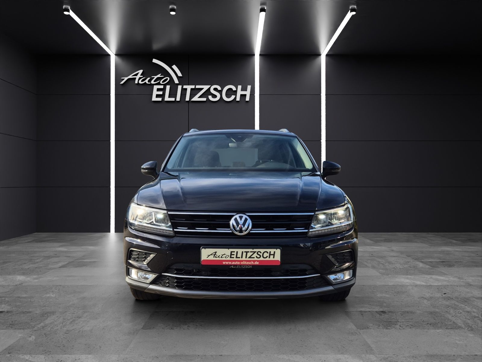 Fahrzeugabbildung Volkswagen Tiguan TDI Highline DSG 4M LED AHK Navi ACC PDC