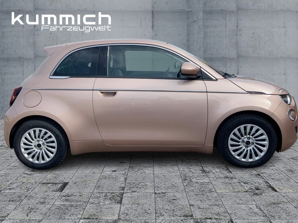 Fiat 500e Icon 42kWh *25 Jahre Batteriegarantie* imagem 3