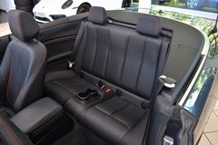 BMW 220 d Sport Line Cabrio~Automatik~Leder~Navi Pro