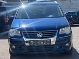 Volkswagen Touran 1.4 TSI Highline Leder - Gebrauchtwagen in Frankfurt bis 5.000 Euro