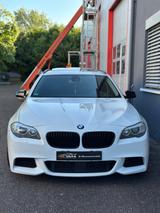 BMW 520 d Touring F11 M-Paket/Leder/Panorama/20Zoll - BMW 520: F11 520d