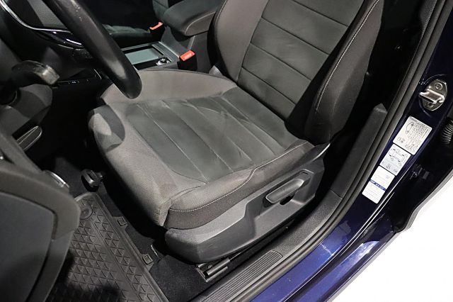 Golf Highline 1.4 TSI NAVI SHZ SPORTPAKET LED BT