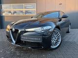 Alfa Romeo Giulia Lusso Ti Automatik Leder Navi Xenon AHK - Alfa Romeo Giulia Ti mit Diesel-Antrieb