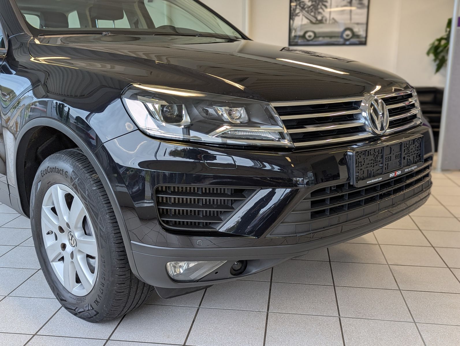 VW Touareg V6 TDI Terrain 4M StHz. Luft Pano AHK - Image 10