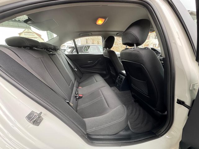 318 3 Limousine 318 i Advantage / AHK / GRA