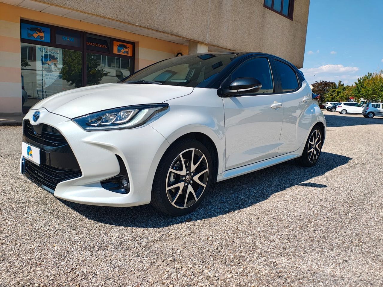Toyota Yaris 1.5 Hybrid 5 porte Style imagem 3