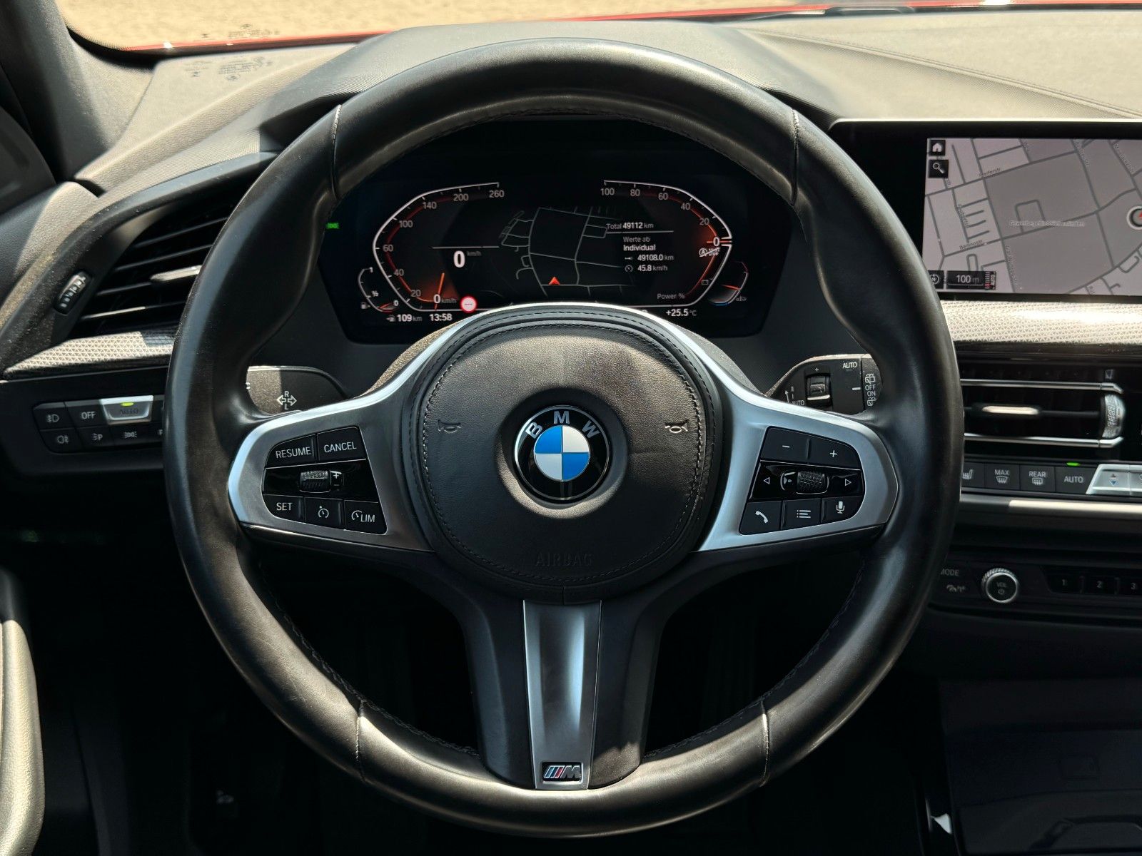 Fahrzeugabbildung BMW 118i Steptr Sport Line LCProf Shadow PDC SHZ