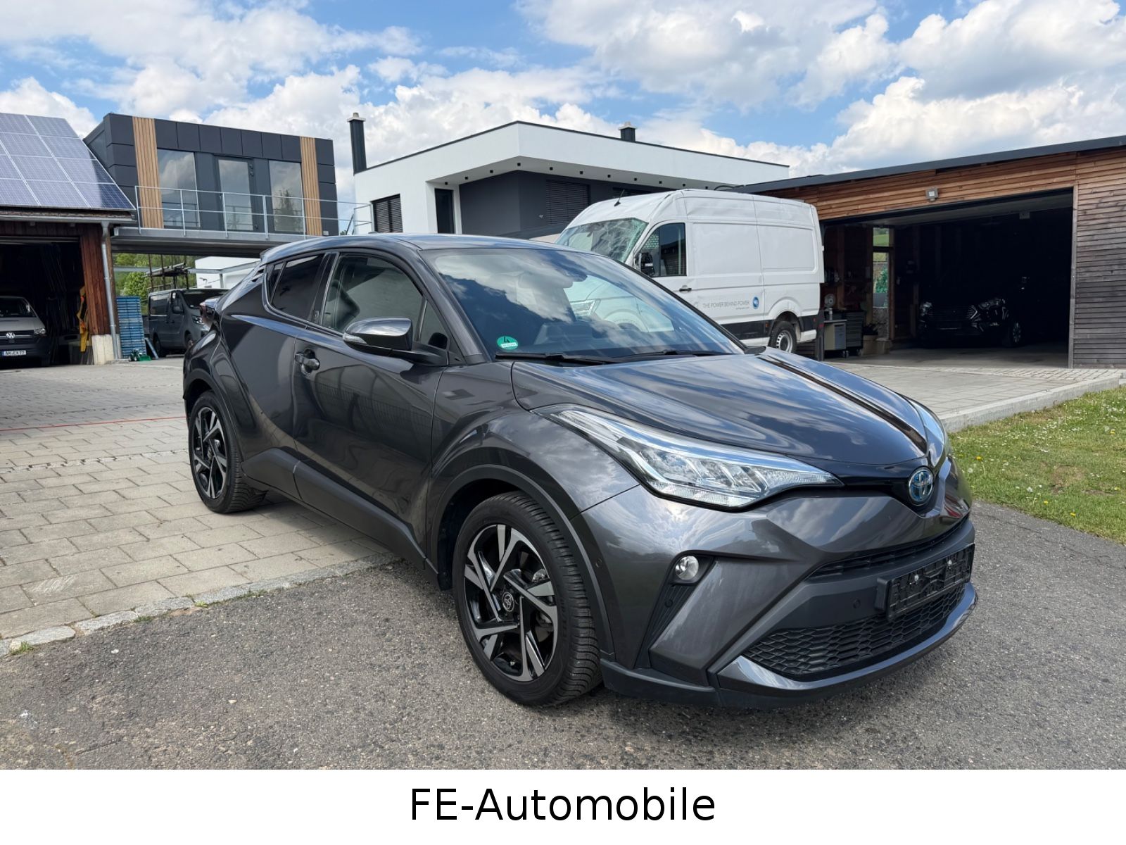 Toyota C-HR Hybrid Team D imagem 2