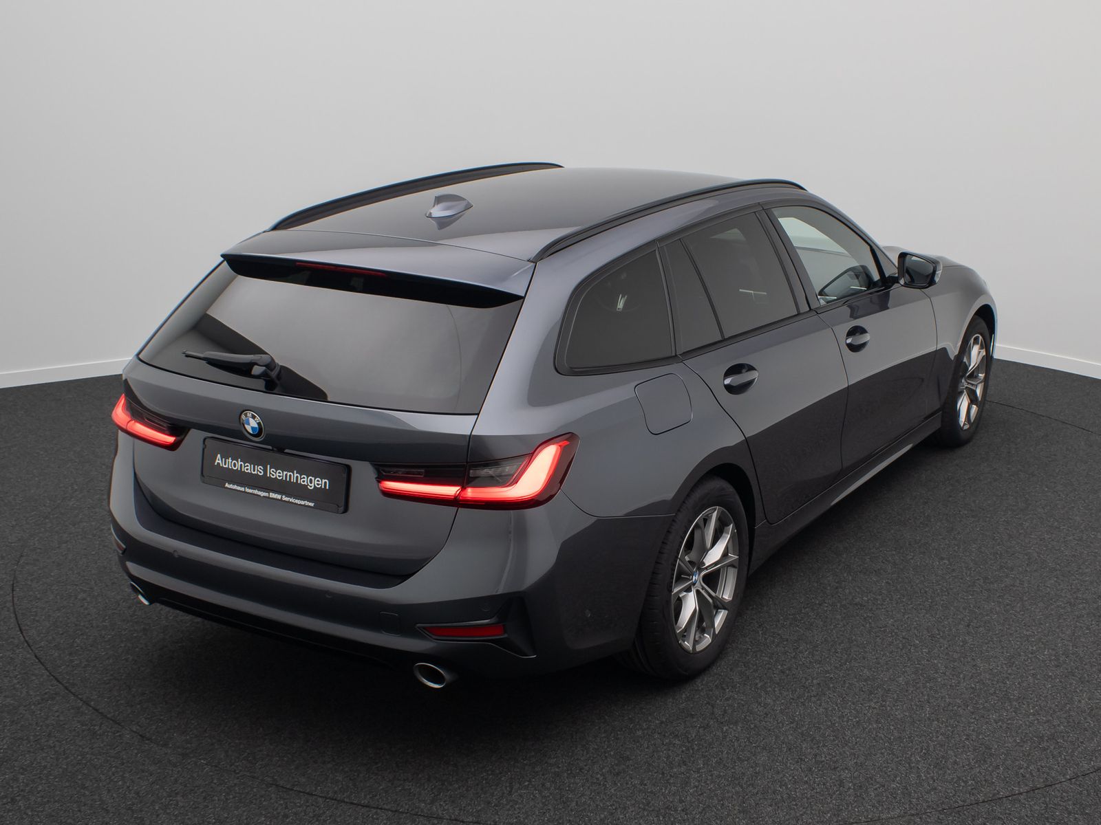 Fahrzeugabbildung BMW 320d xD Sport Line Laser DAB HiFi 360°Standheizu