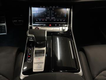 2025 AUDI RSQ8 缩略图 13