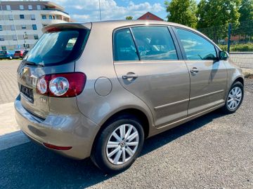 Volkswagen Golf - 4