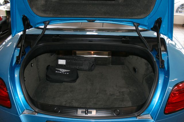 Fahrzeugabbildung Bentley Continental GTC 4.0 V8 Convertible Mulliner NAIM