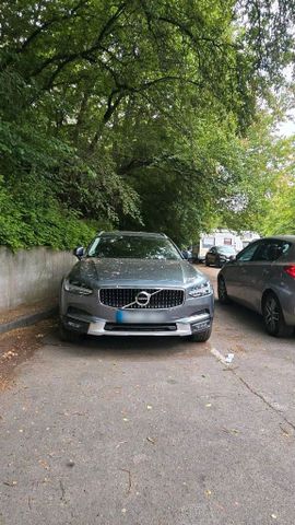 VOLVO V40 CC