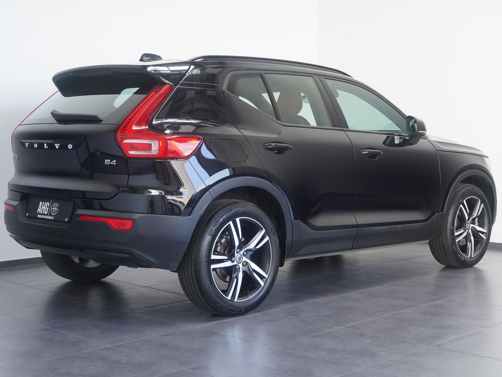 Fahrzeugabbildung Volvo XC40 B4 B R Design LED/NAVI/ACC/LEDER/360°