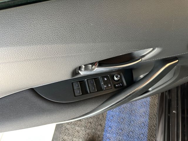 Toyota Corolla  Touring Sports Hybrid Club