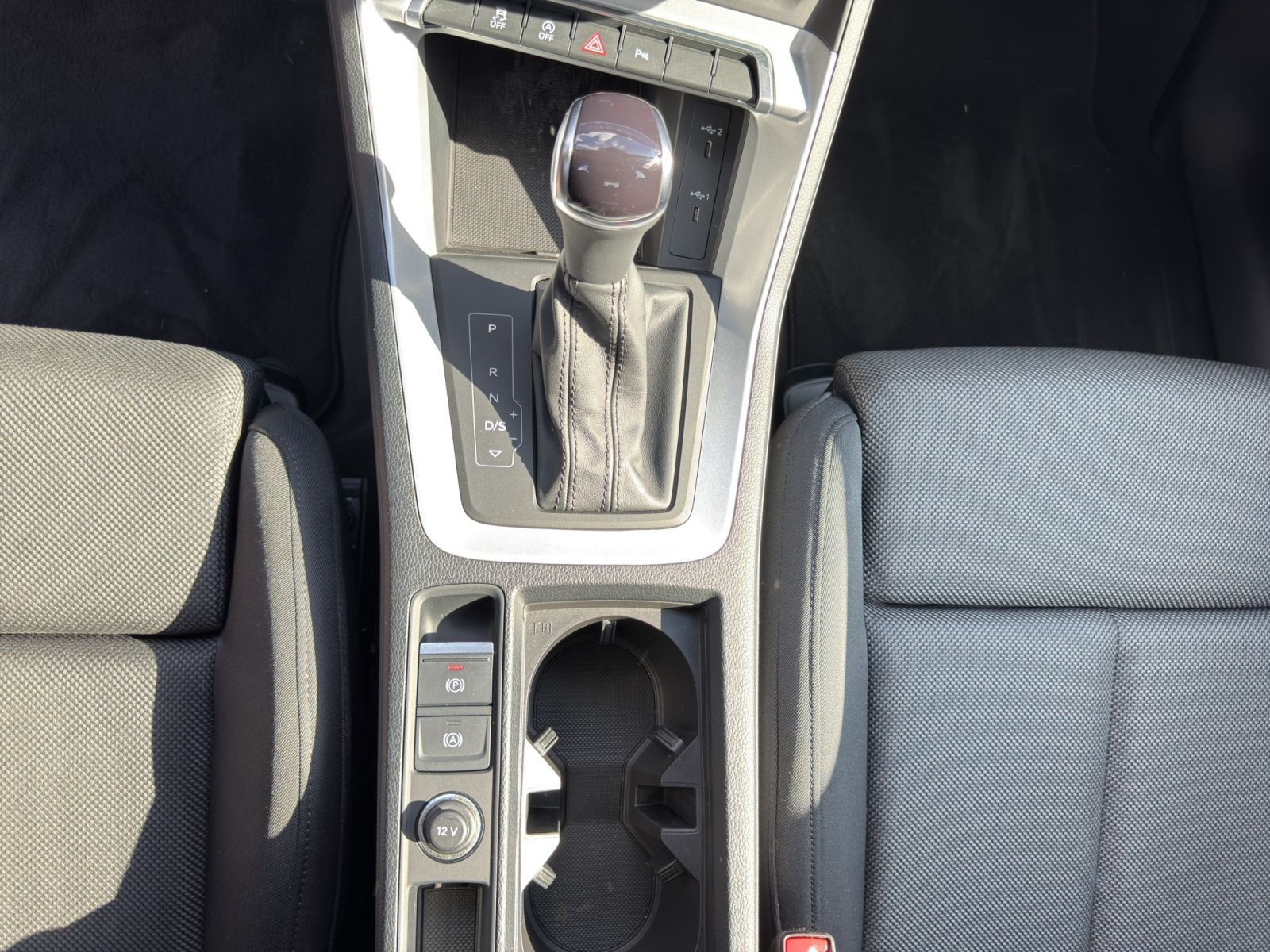 Audi Q3 35 TFSI S-tronic LED Navi Smartphone Interfac foto 25