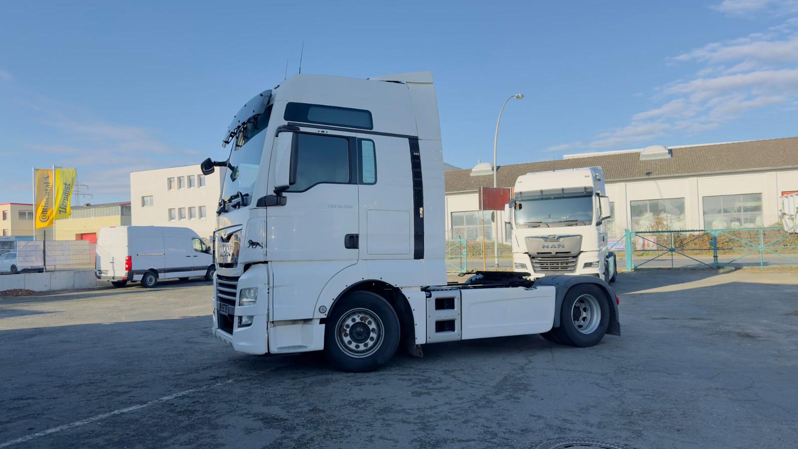 MAN TGX 18.500 XXL/Retarder/2 Tanks