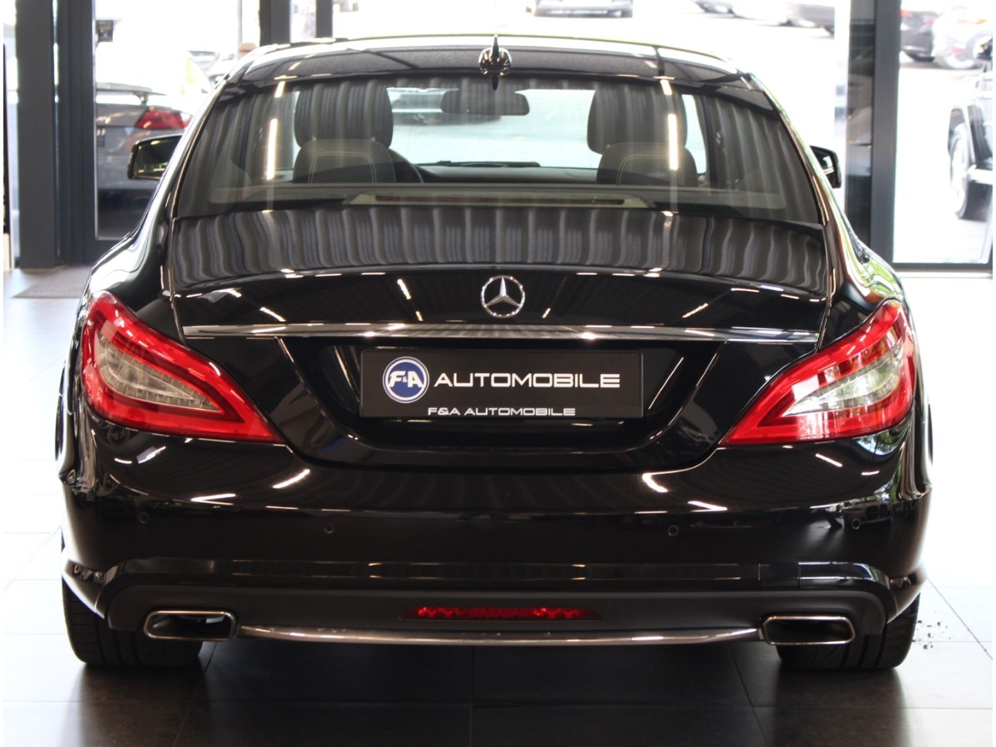Fahrzeugabbildung Mercedes-Benz CLS 500 AMG Line 2.Hand*H&K*Bi Xenon*Airmatic