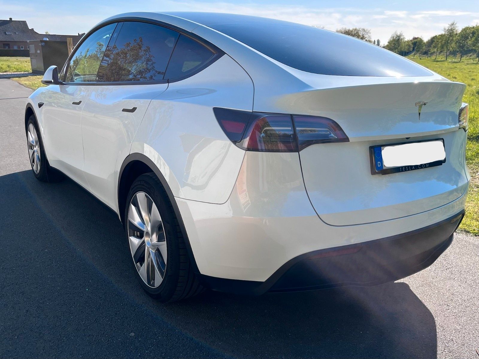 Tesla Model Y RWD | BYD Akku | AHK | 1.Hand foto 2