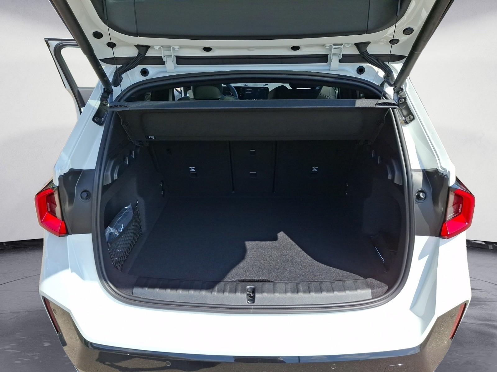 BMW X1 sDrive20i Aut. M Sportpaket Panorama el.Sitz, миниатюра 15