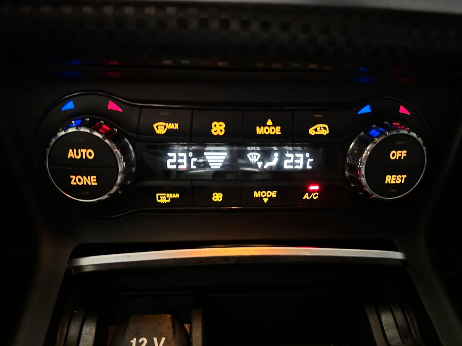 Mercedes-Benz A200 2015 — photo 31