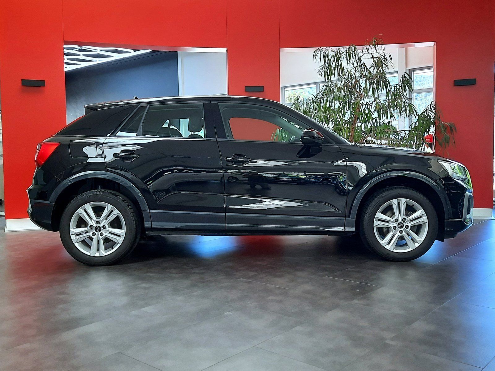 Fahrzeugabbildung Audi Q2 TFSI advanced S-tronic*Cam*PDC*Sitzhg*ACC*App