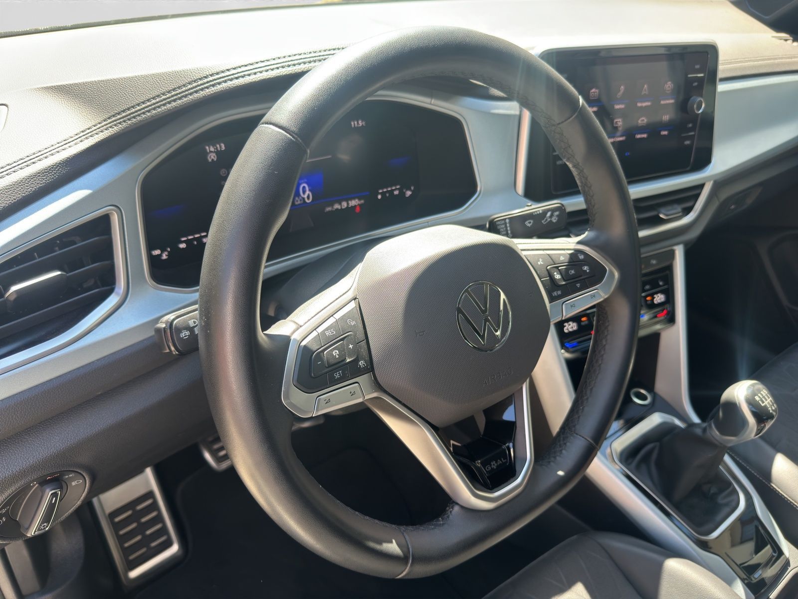 Volkswagen T-Roc - Bild 9