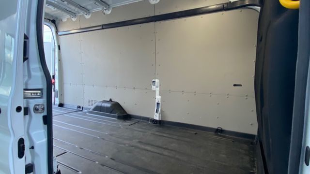 Fahrzeugabbildung Ford Transit 2.0 EcoBlue 350 Kasten L4H3 Trend