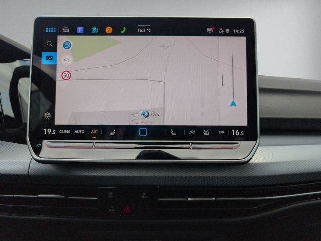 Golf VIII Variant 2.0 TDI DSG AHK+IQ.LIGHT+360°+