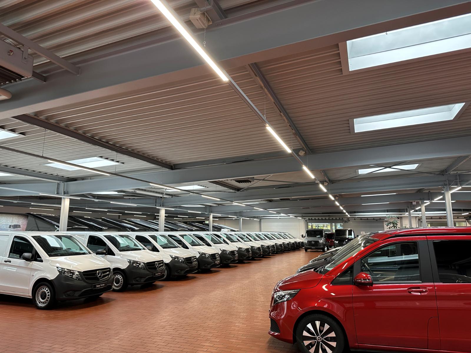 showroom-image-bottom