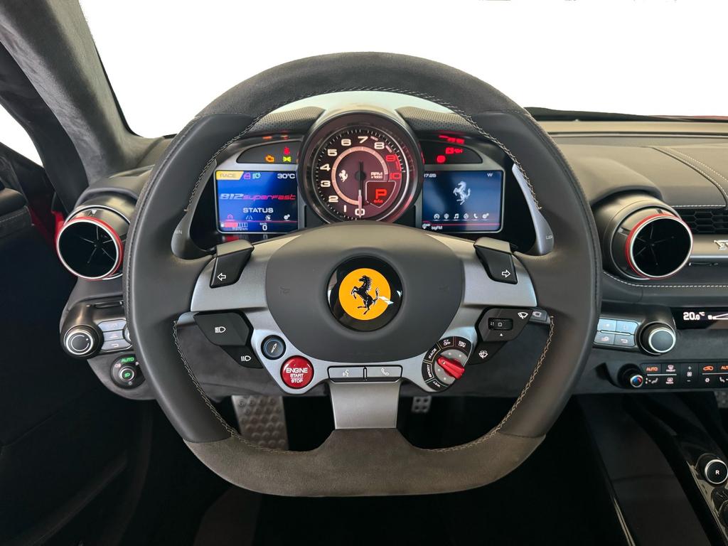 Ferrari 812