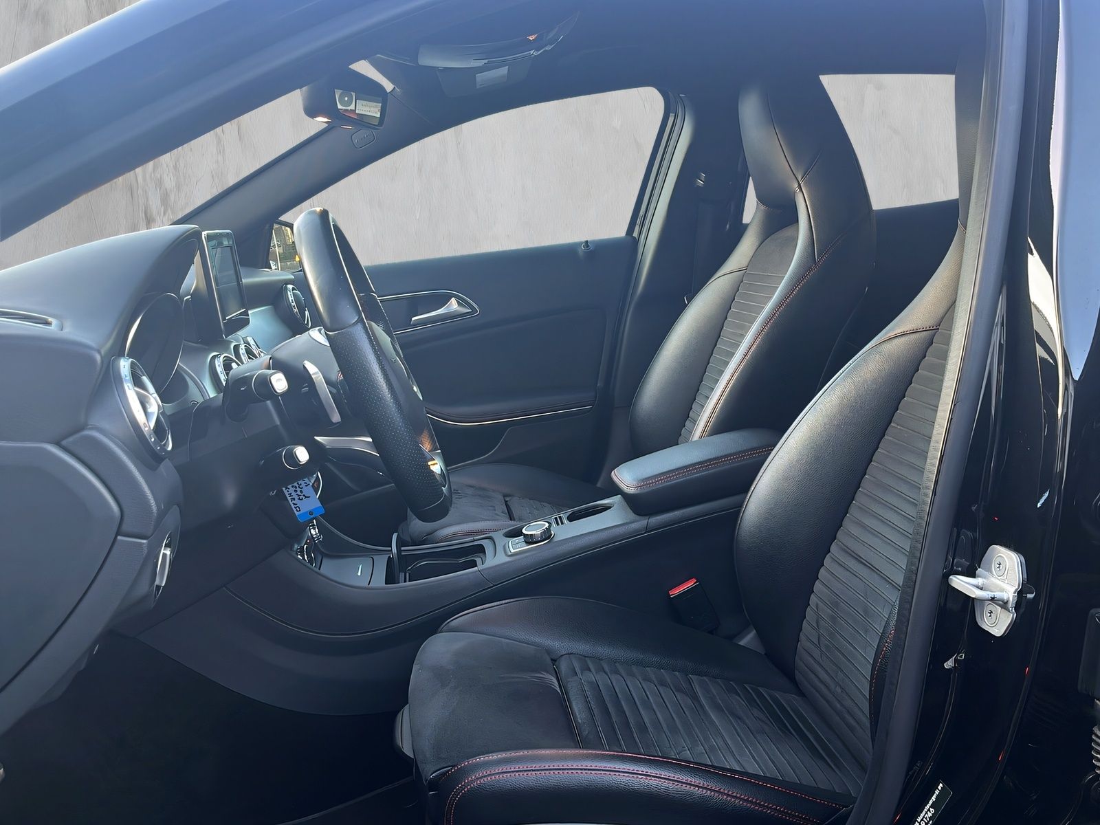 Fahrzeugabbildung Mercedes-Benz GLA 220 CDI 4Matic AMG NIGHT PARK ASISST MEMORY