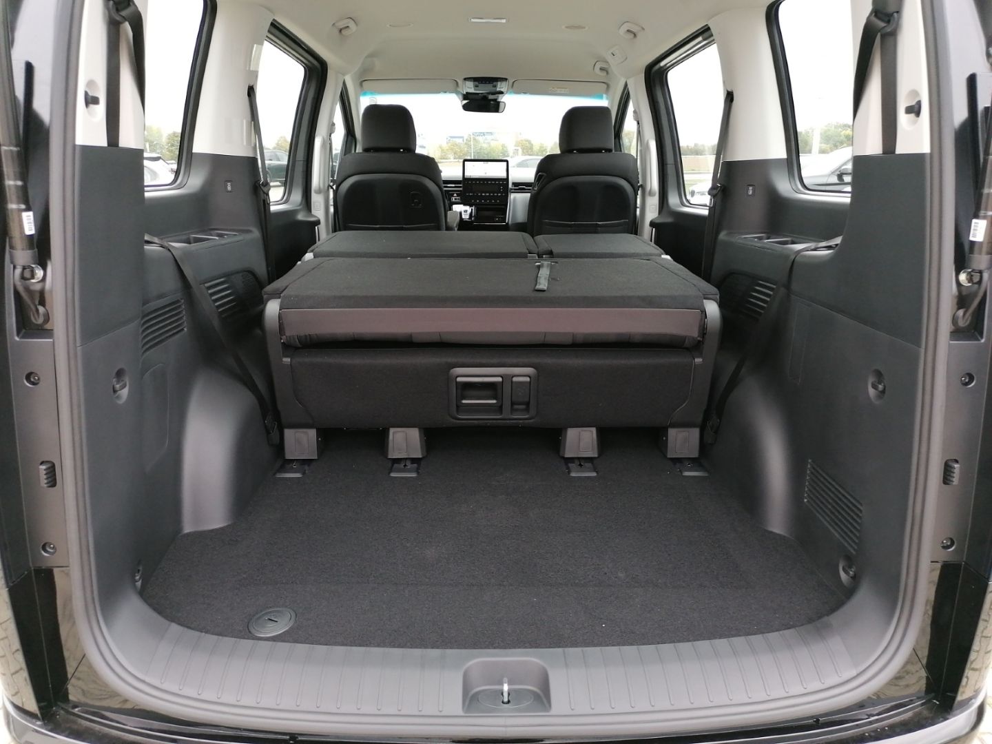 Hyundai Staria – Bild 26