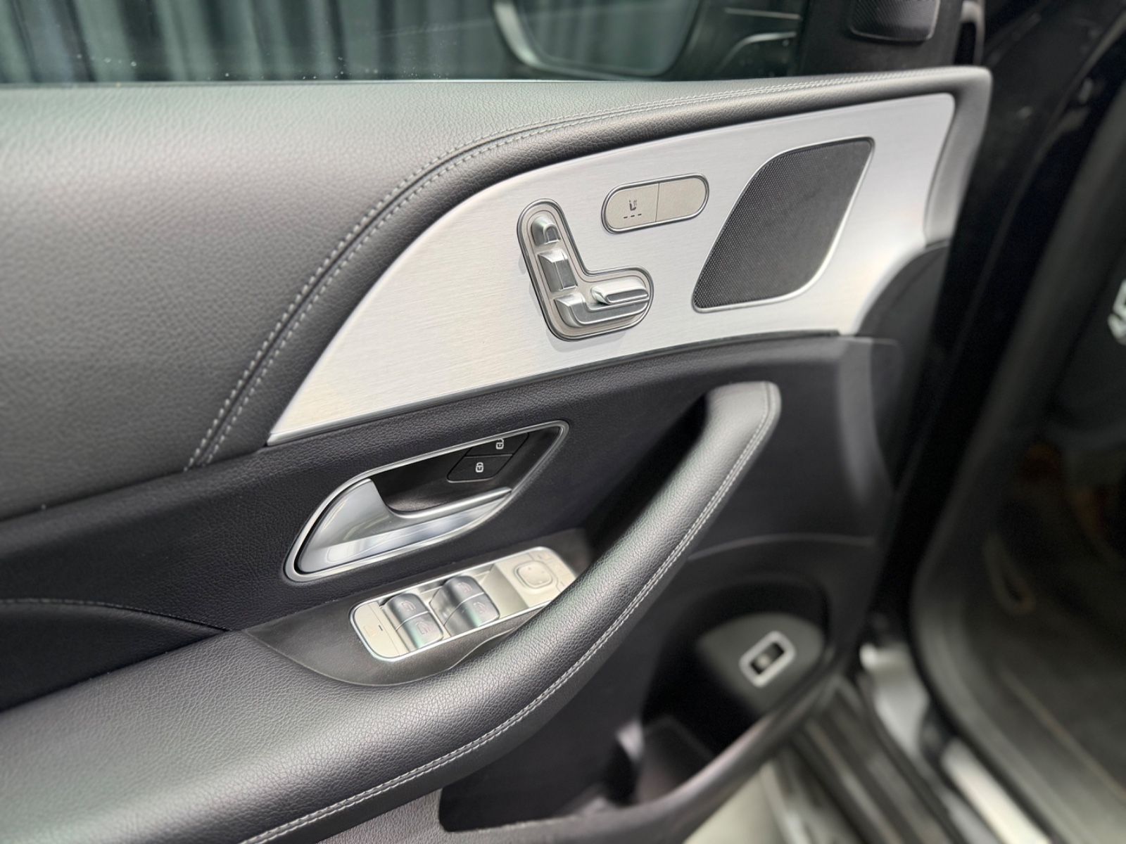 Fahrzeugabbildung Mercedes-Benz GLE 350 d 4Matic |AMG-LINE|AHK|PANO