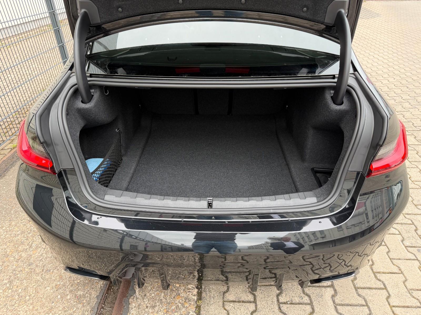 BMW M340i xDrive CARBON/MSPORTPRO/RFK/HK/19"