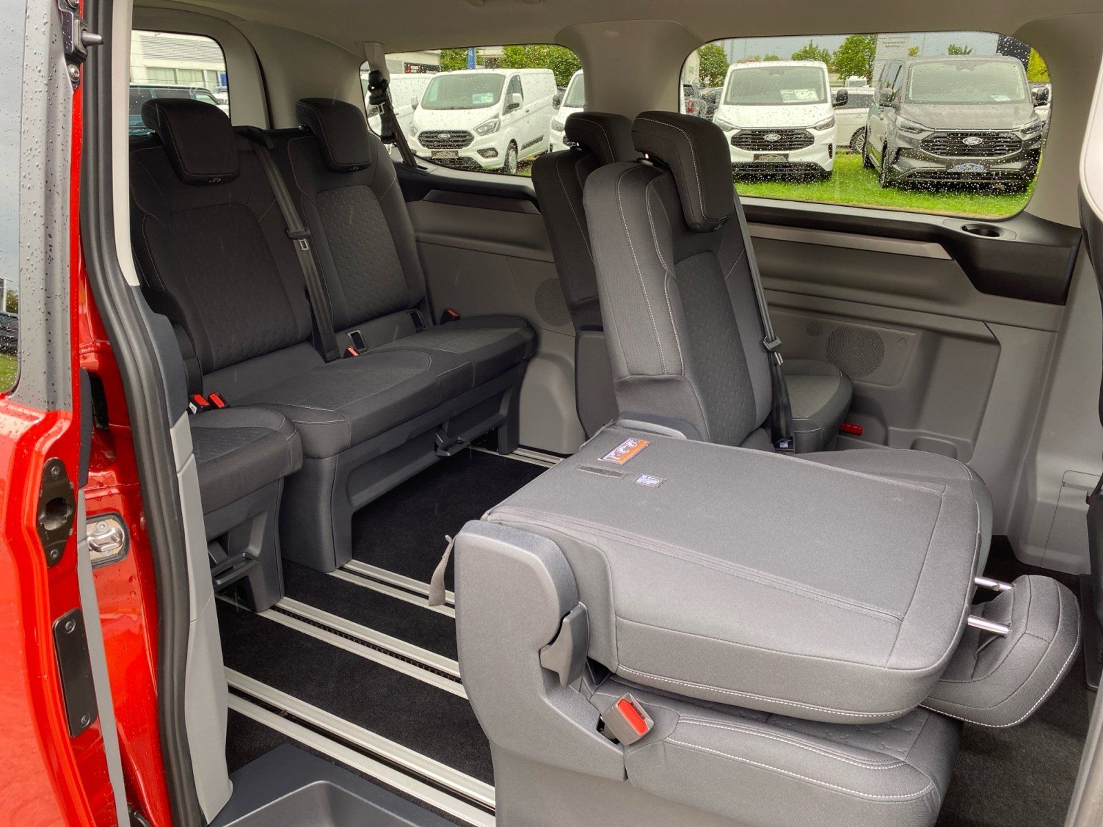 Ford Tourneo Custom Titanium 2.0 EcoBlue L1 TEMP+PDC foto 23
