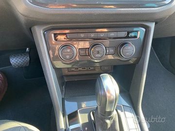 Volkswagen Tiguan - 9