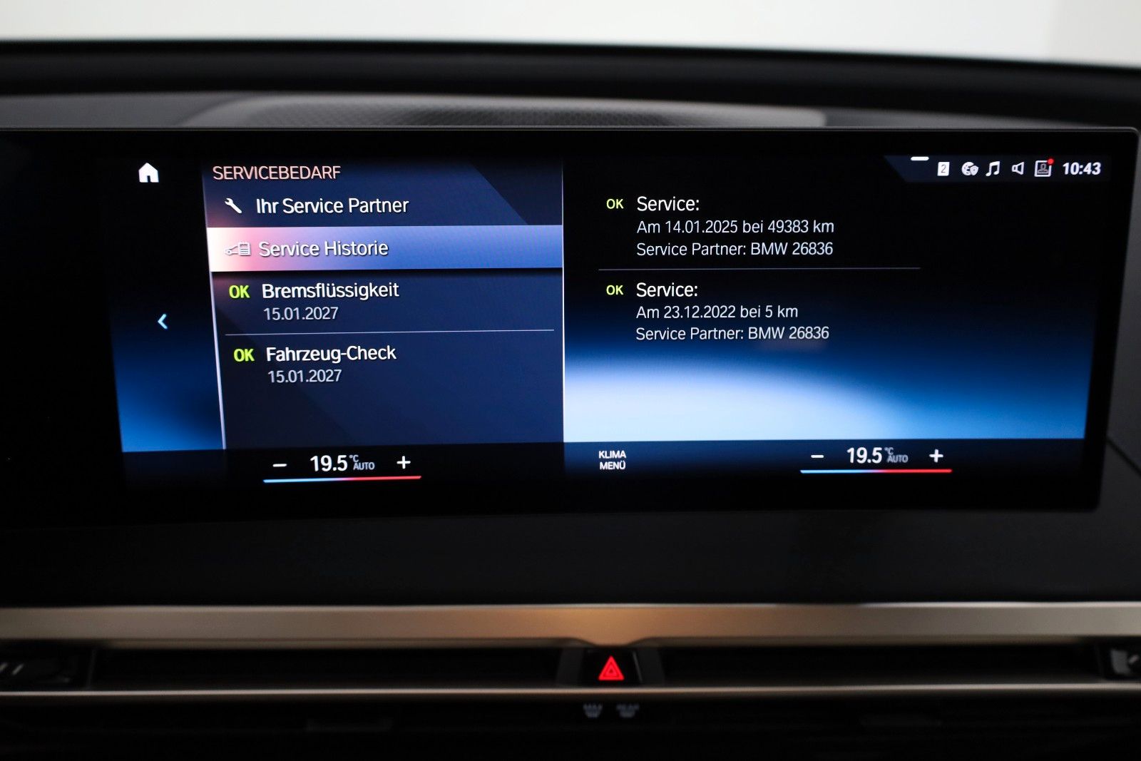 Fahrzeugabbildung BMW iX 50 xDrive Panorama Sky Lounge,HUD,Curved,AHK