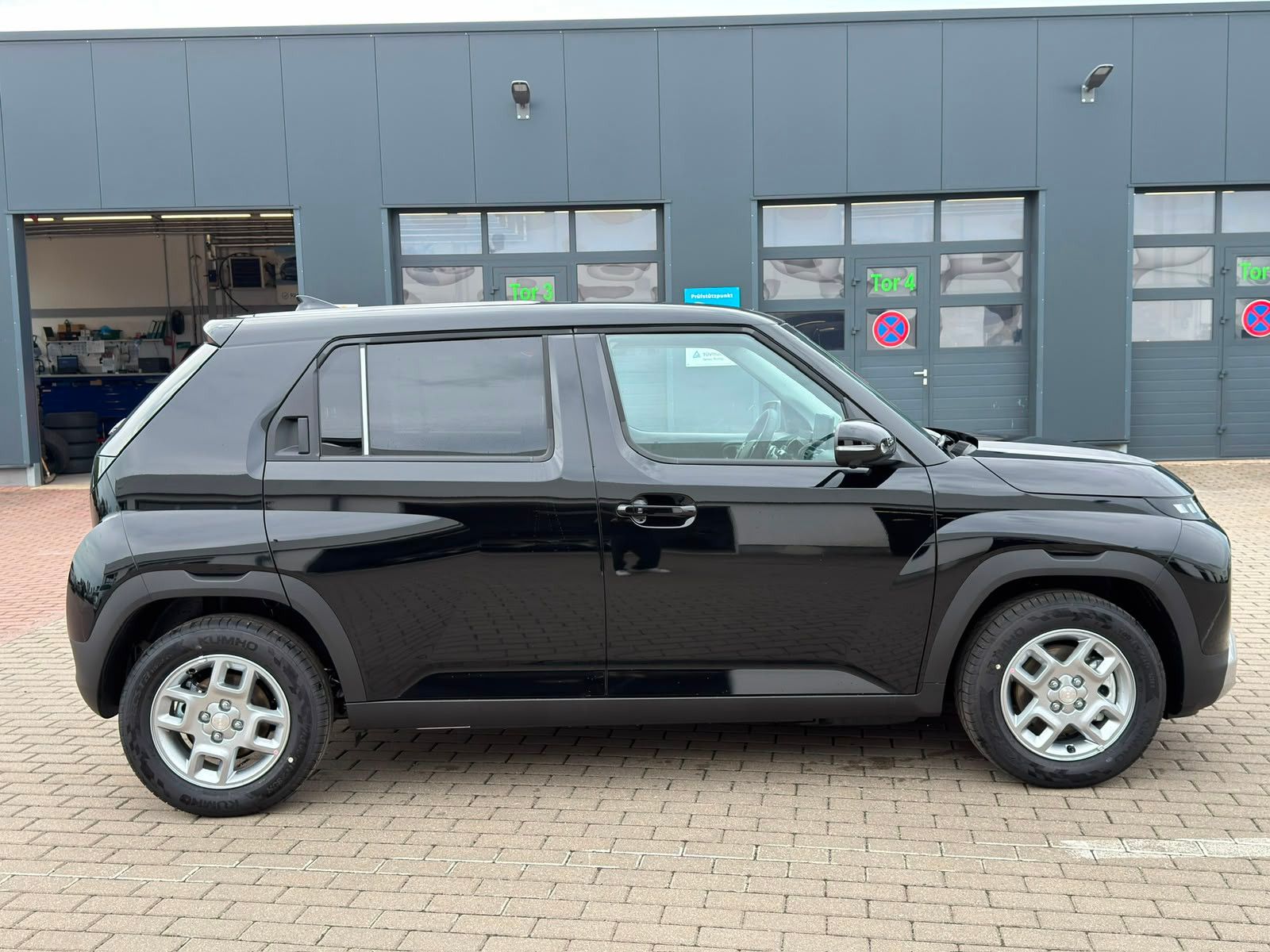 Fahrzeugabbildung Hyundai INSTER Trend 85kW *RW370KM*Totwinkel*ACC*360°