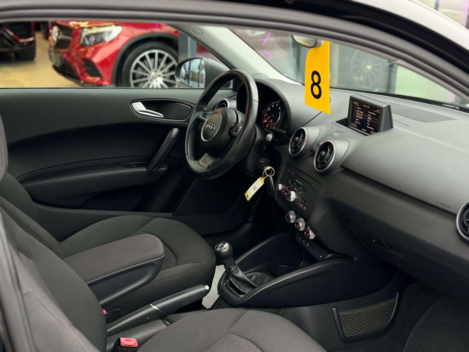 A1 attraction 1.2 TFSI Navi Sitzh. Tüv Neu