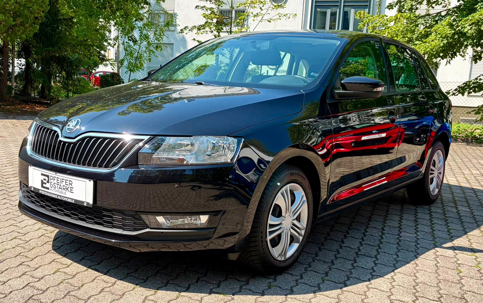 Skoda Rapid Spaceback Ambition /NAVI/Scheckheft