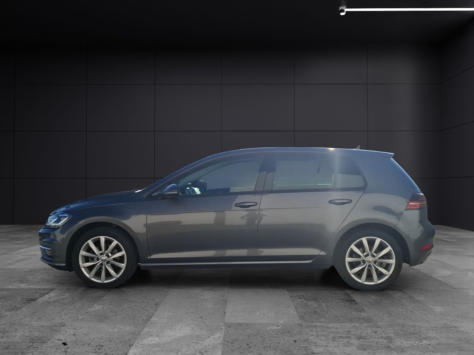 Fahrzeugabbildung Volkswagen Golf VII TSI Higline LED AHK Navi Pano ACC RFK S
