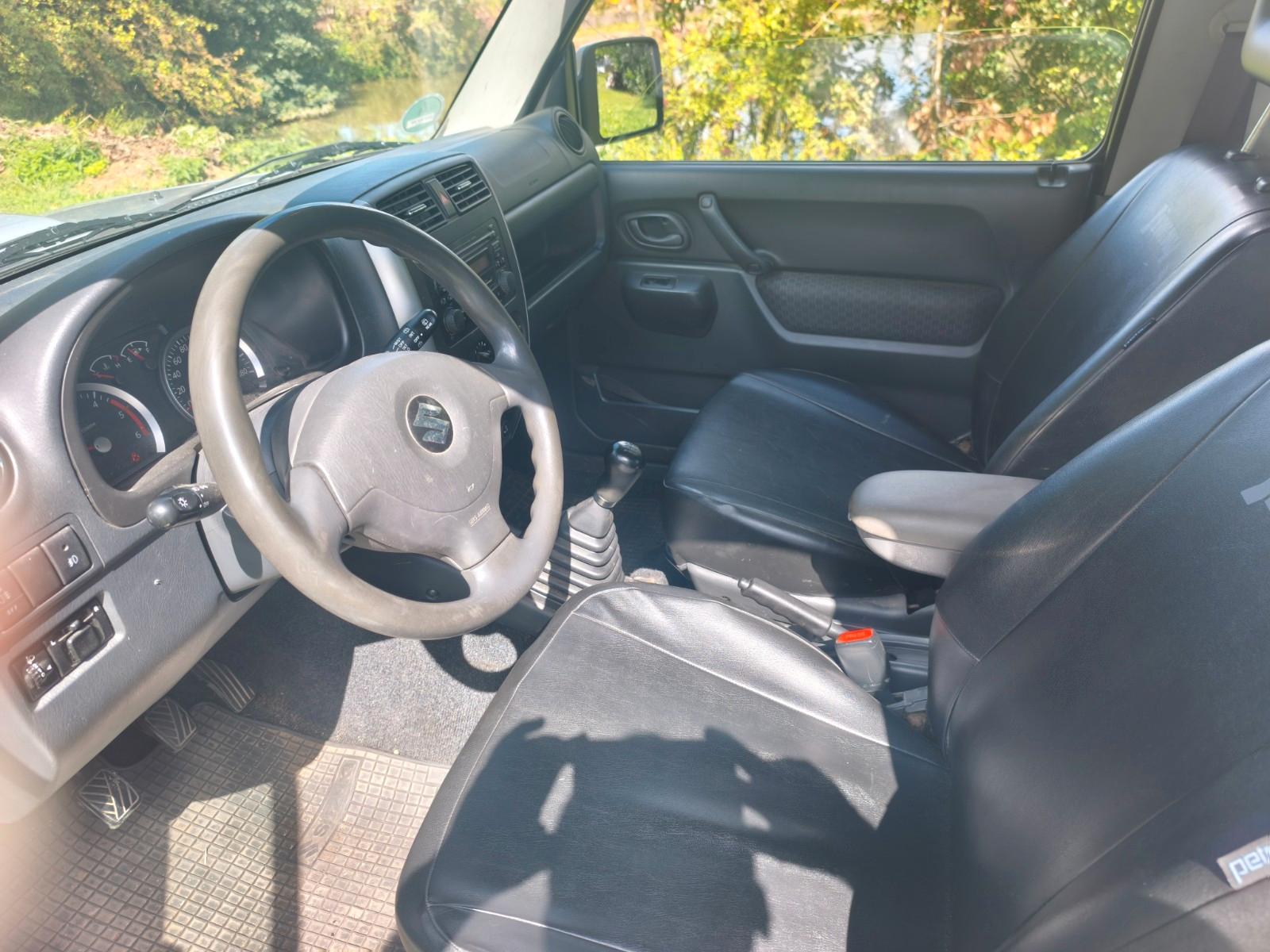 Suzuki Jimny 2006 — photo 11