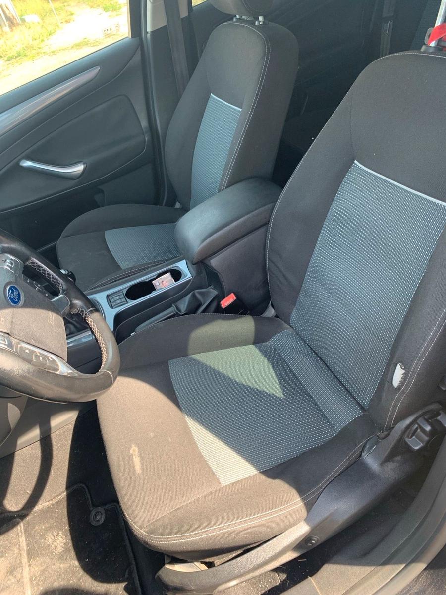 Ford Mondeo 2011 — photo 6