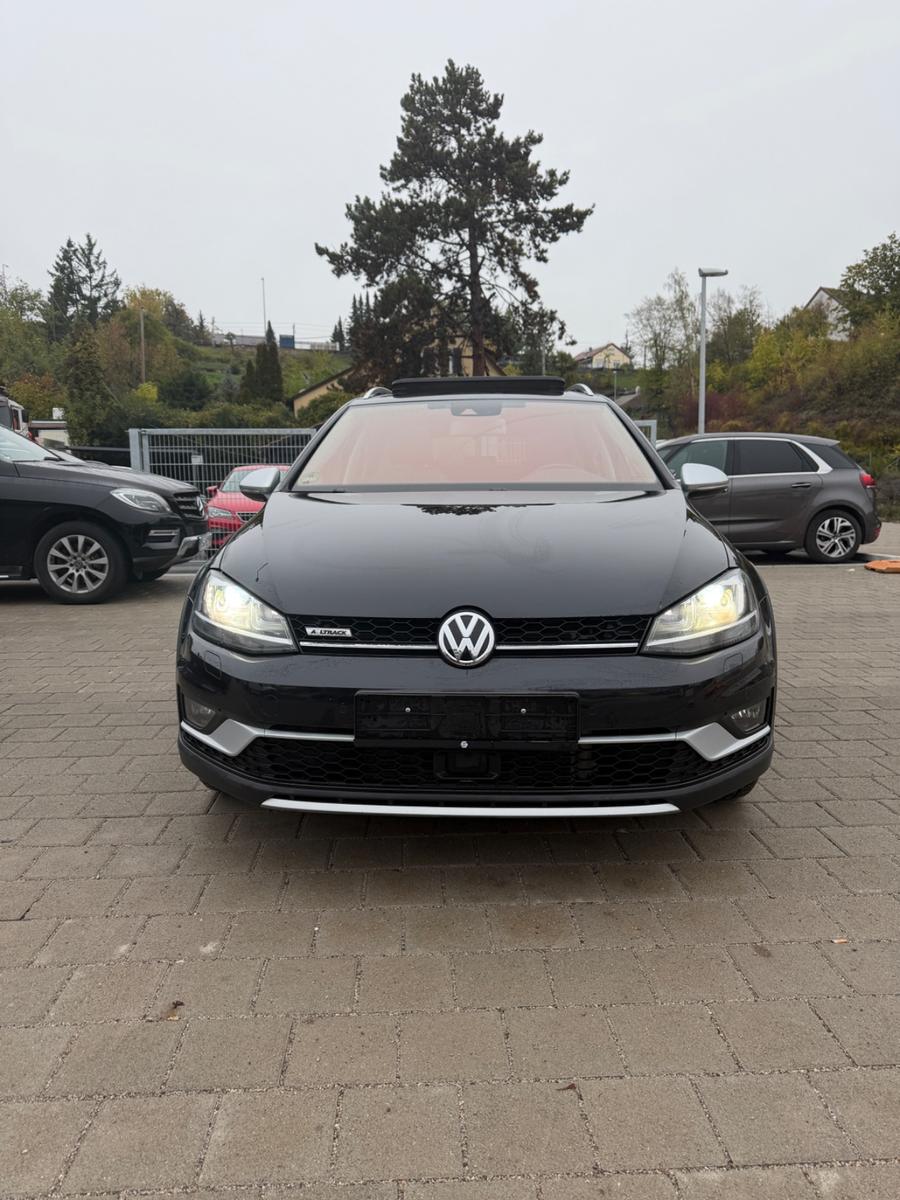 Volkswagen Golf VII Alltrack Variant 4Motion BMT Tüv neu