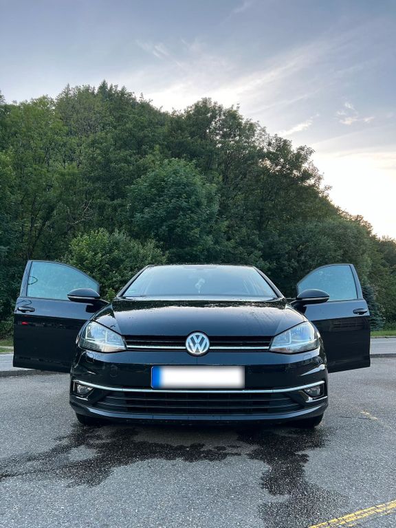 Image of Volkswagen Golf
